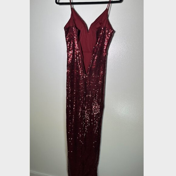 B. Smart Burgundy V-Neck Sequin Formal Gown - size XS-S - Picture 4 of 9